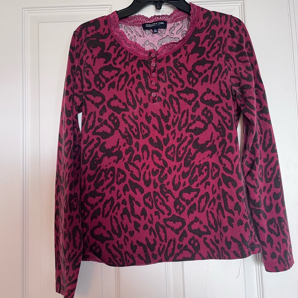 Jones New York signature Petite shirt